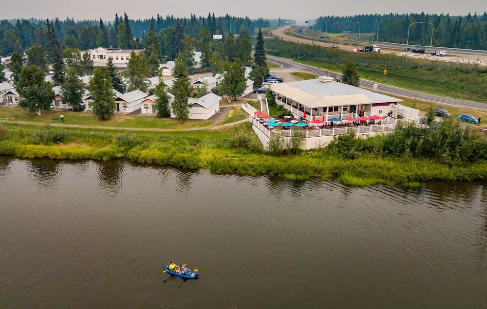 River'S Edge Resort Fairbanks Exterior photo